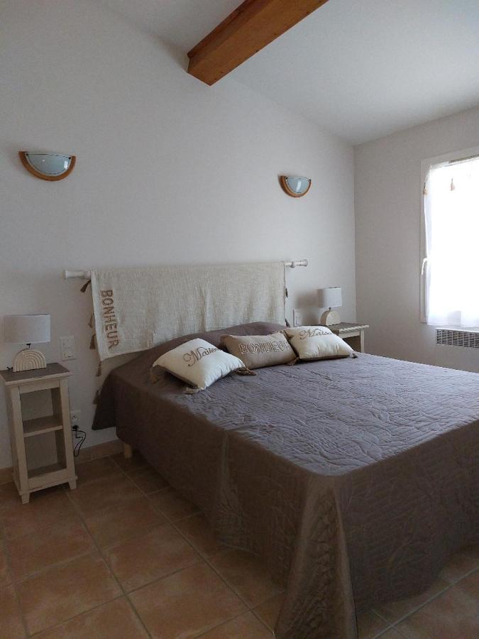 En Provence, Chez Stephanie Et Marcel Saint-Rémy-de-Provence Zewnętrze zdjęcie