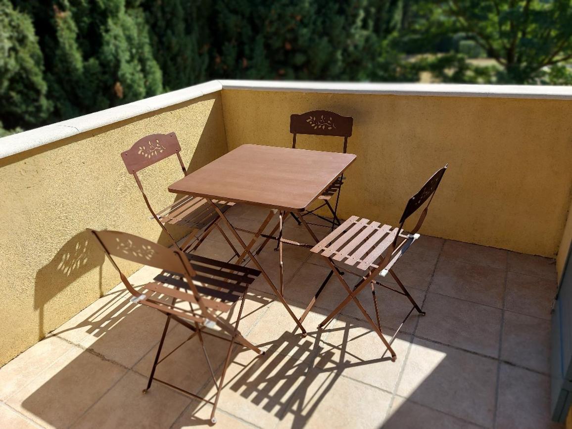 En Provence, Chez Stephanie Et Marcel Saint-Rémy-de-Provence Zewnętrze zdjęcie
