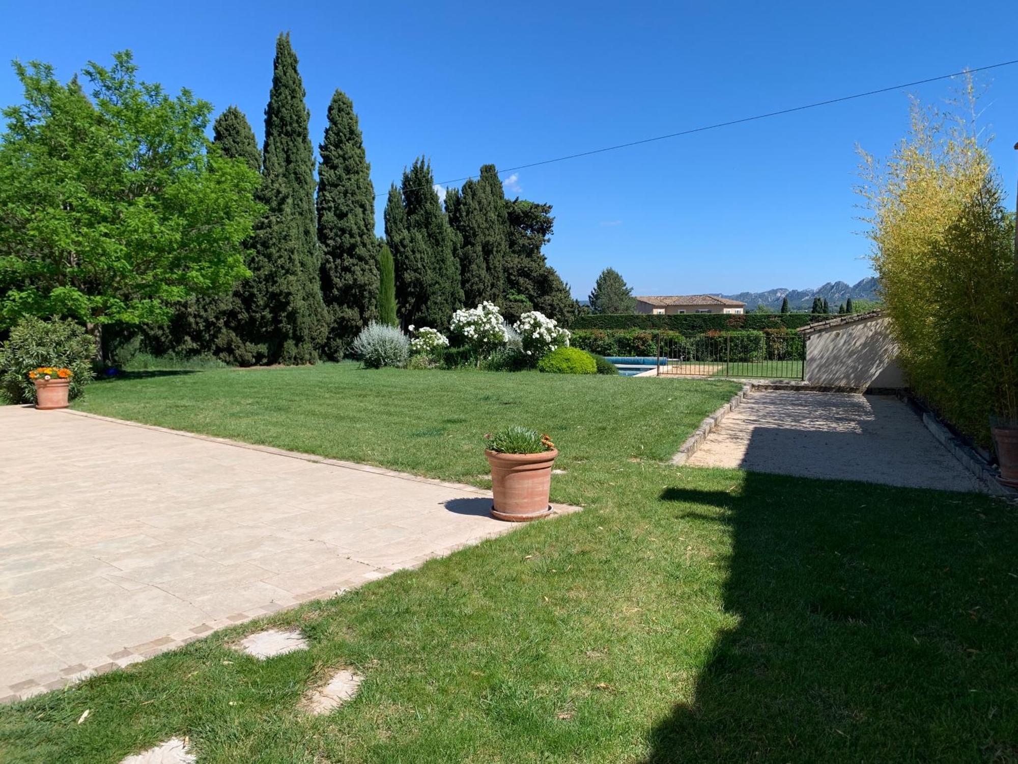 En Provence, Chez Stephanie Et Marcel Saint-Rémy-de-Provence Zewnętrze zdjęcie