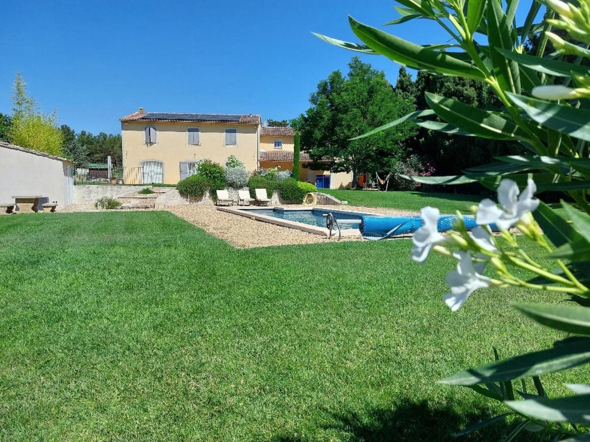 En Provence, Chez Stephanie Et Marcel Saint-Rémy-de-Provence Zewnętrze zdjęcie